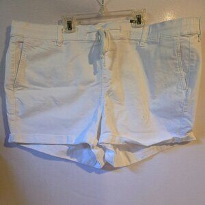 TORRID White Shorts NWT